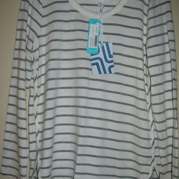 MARKET & SPRUCE Tops - NWT - MARKET & SPRUCE - SIZE LARGE